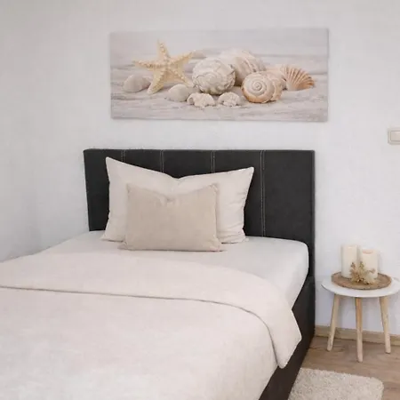 Boutique Im Ostseebad - Lichtdurchflutet&stilvoll, Zwischen Meer&rasendem Roland Apartment *