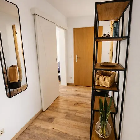 Boutique Im Ostseebad - Lichtdurchflutet & Stilvoll, Zwischen & Rasendem Roland Apartament